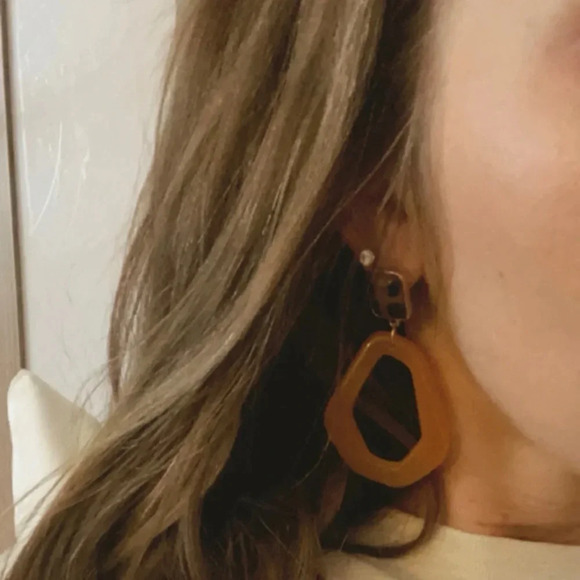 Free with any purchase Earrings - Picture 1 of 4